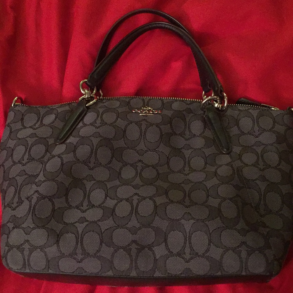 Authentic Coach small Kelsey handbag